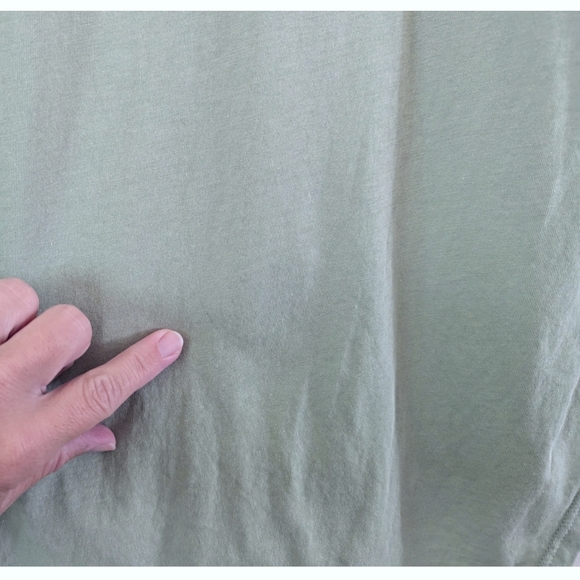 Ambiance Curved Hem Tunic - Size M - Picture 7 of 7